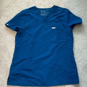 FIGS Catarina one pocket scrub top